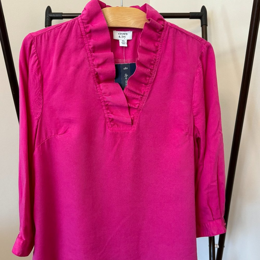 crown & ivy Women's 3/4 Sleeve Ruffle Neck Top Pink Vista Size SP - NWT